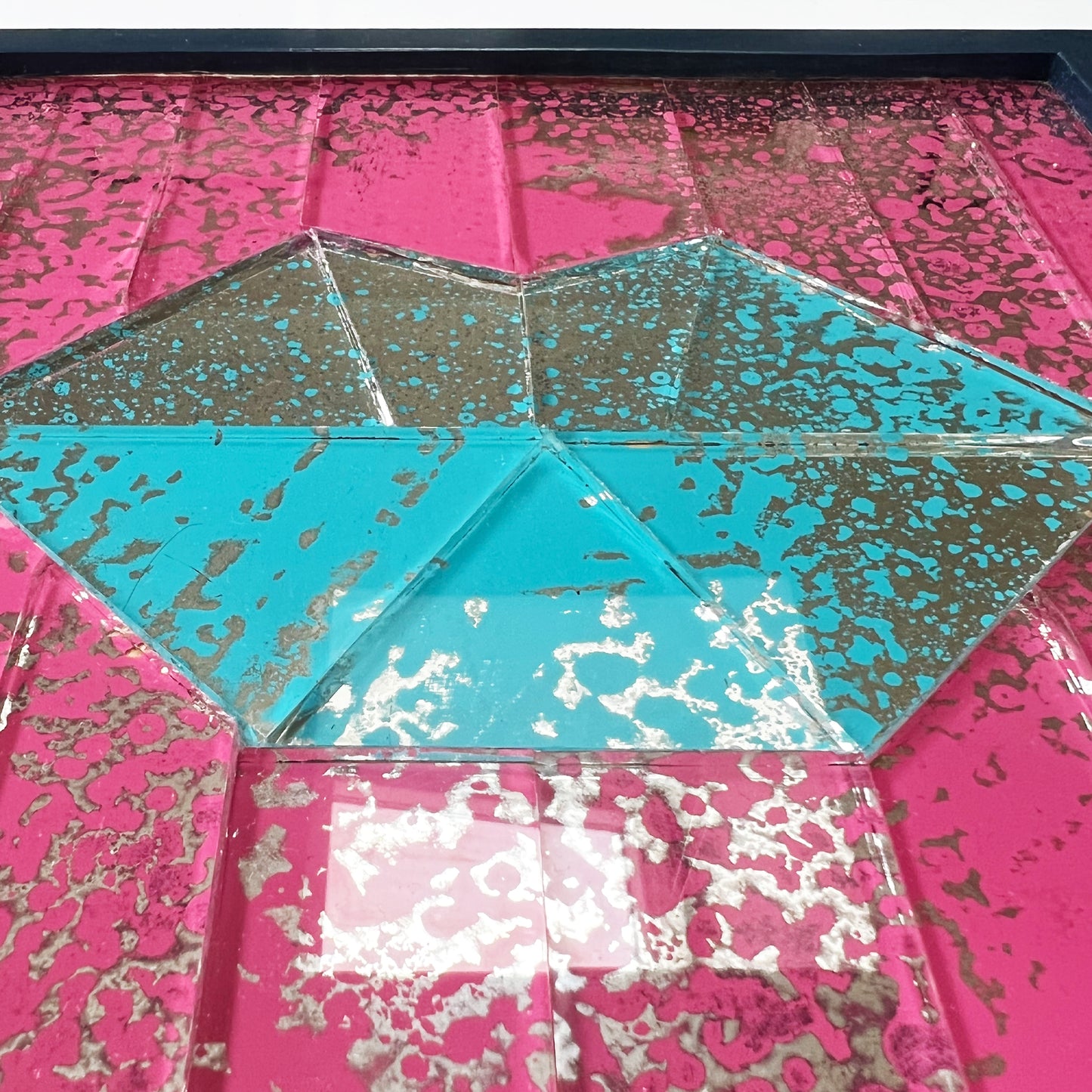 Mini Mirror Kiss XVIII