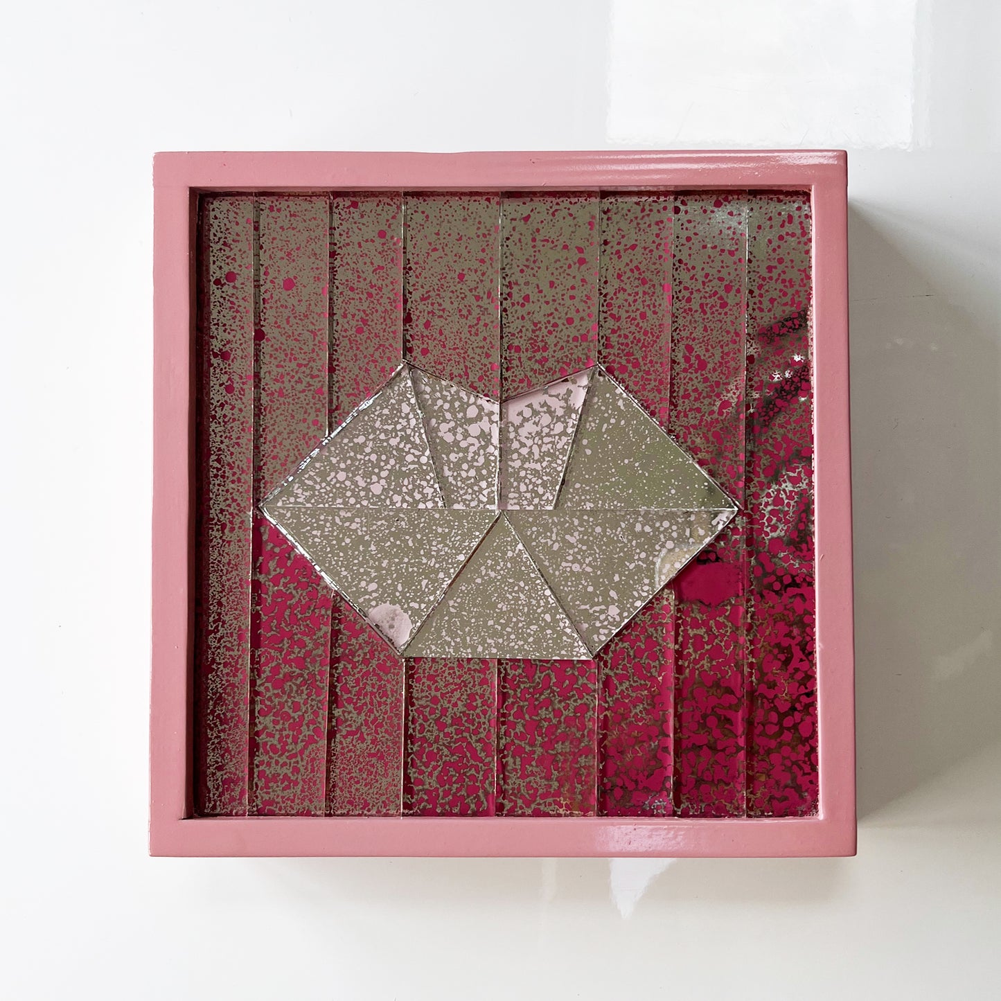 Mini Mirror Kiss IV