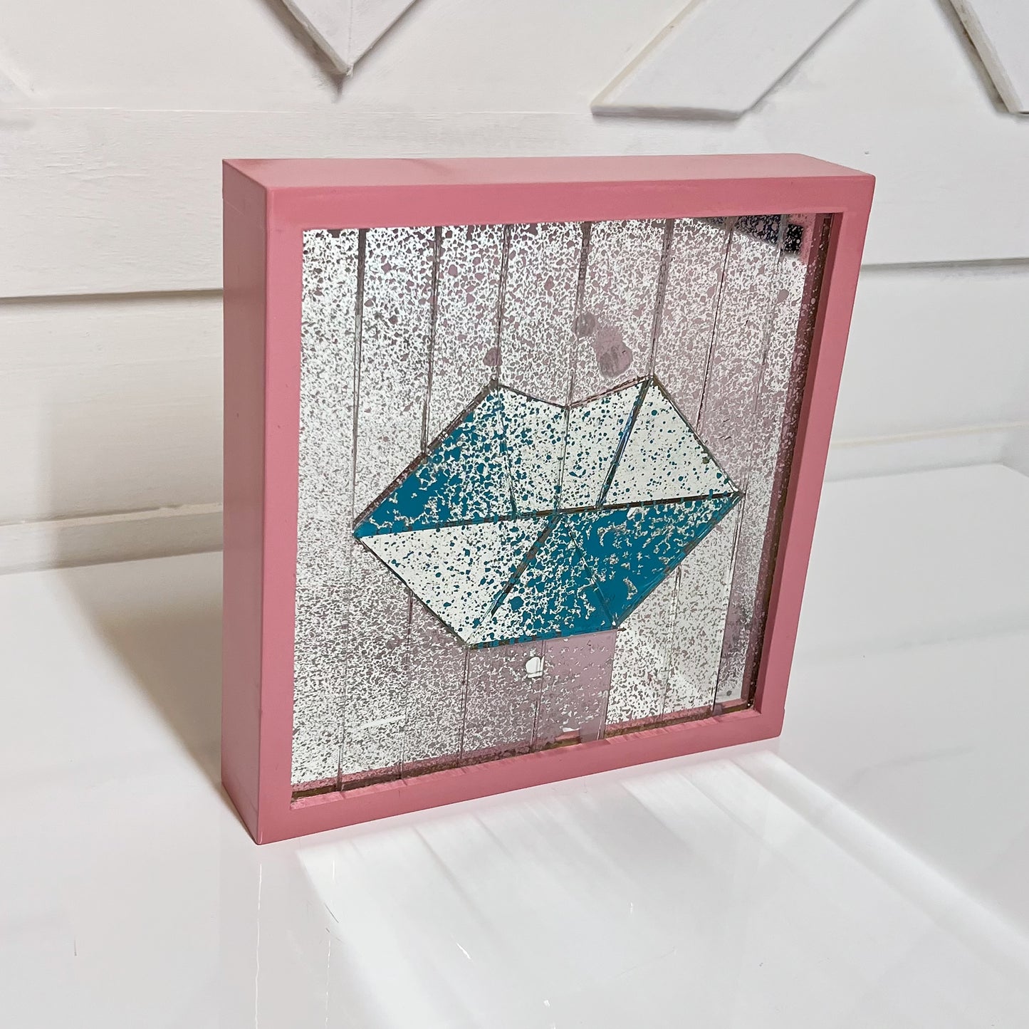 Mini Mirror Kiss VI