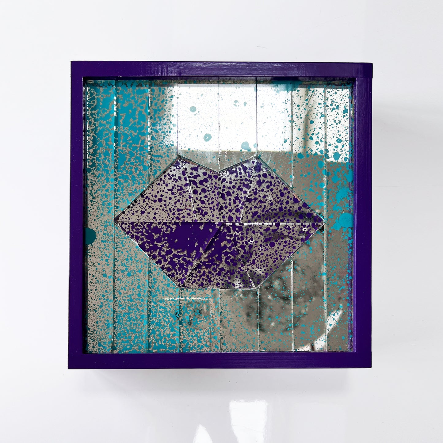 Mini Mirror Kiss VIII