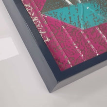 Load and play video in Gallery viewer, Mini Mirror Kiss XVIII

