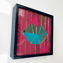 Load image into Gallery viewer, Mini Mirror Kiss XVIII
