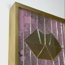 Load and play video in Gallery viewer, Mini Mirror Kiss X
